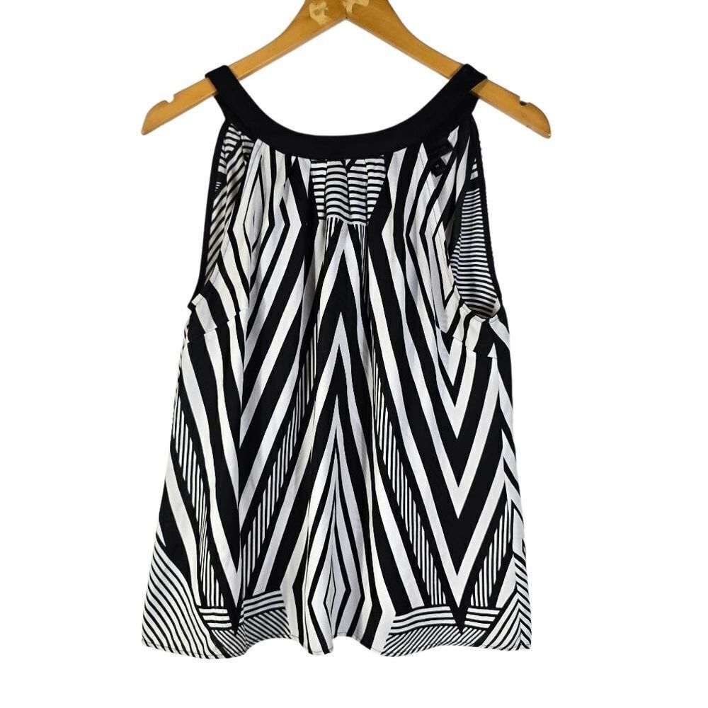 WORTHINGTON Geometric Sleeveless Top Size M